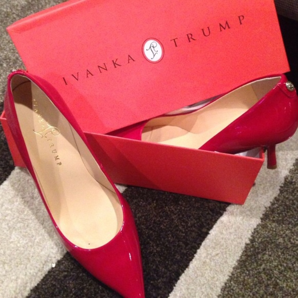 Red 6M ivanka trump women’s heel